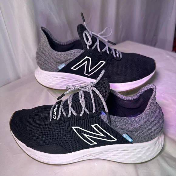 New Balance Black and Gray Athletic Shoes - Picture 2 of 11